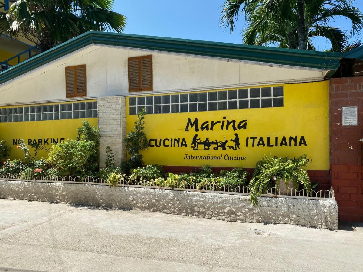 Marina Village Moalboal Exterior photo